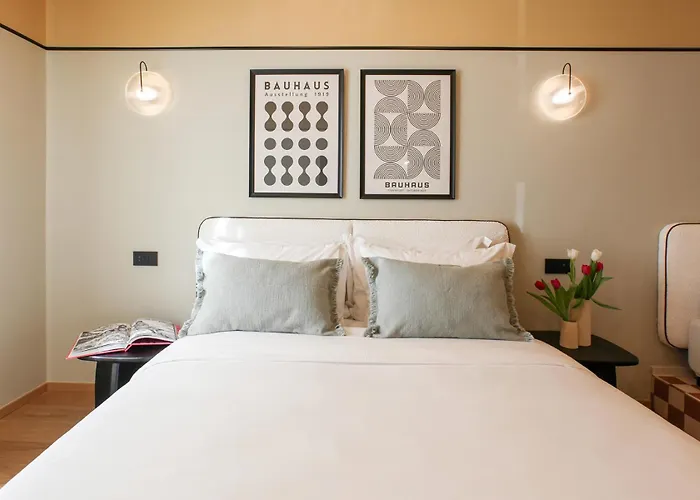 Konukevi Ca Bela - Venini Milano